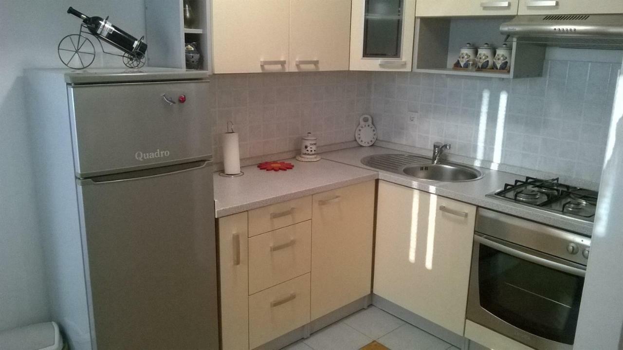 Apartman Mario Ossero Esterno foto