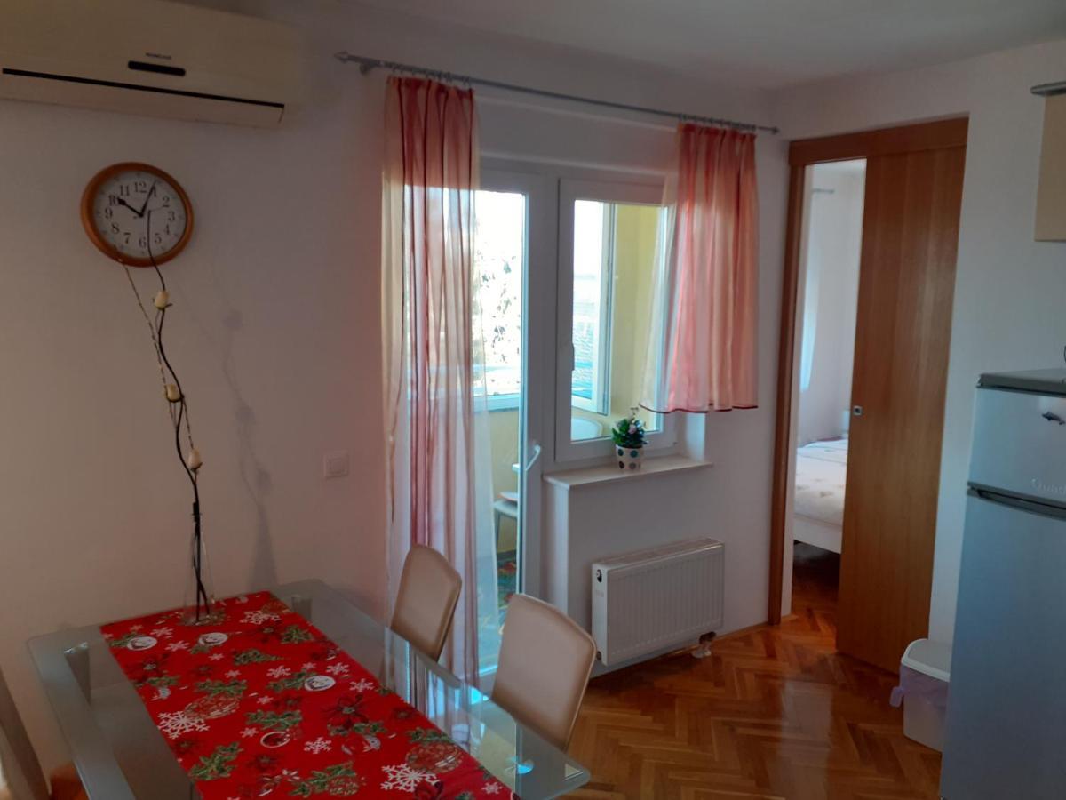Apartman Mario Ossero Esterno foto